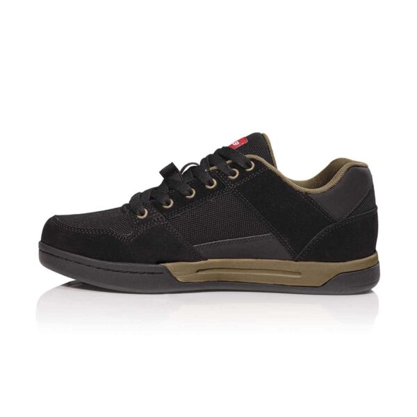 SCARPE BRN FLAT NERE/VERDI TG. 42 - immagine 3