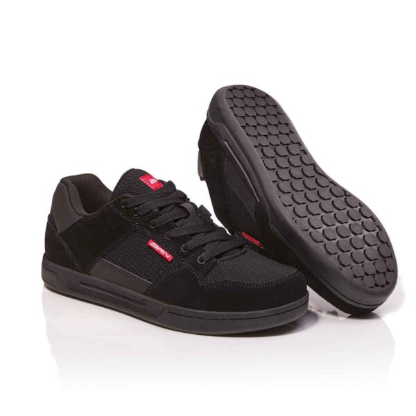 SCARPE BRN FLAT NERE TG. 40