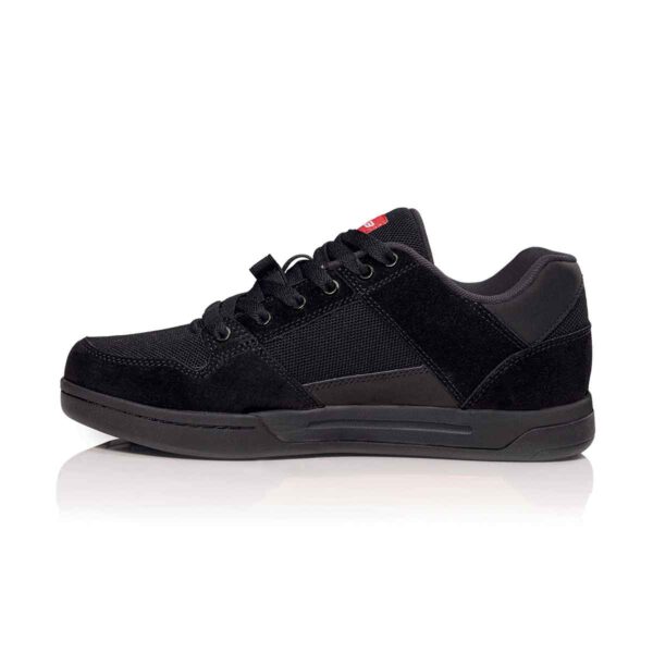 SCARPE BRN FLAT NERE TG. 40 - immagine 3