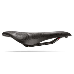 SELLA BRN CARBON SHAPE SHORT 250 x 130 ø 7 mm NERA